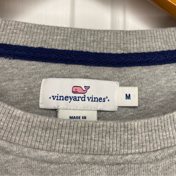 Vineyard Vines Women Crewneck Cotton Sweatshirt in Gray with Green Patch Medium - Picture 2 of 7